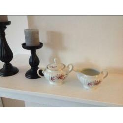 J.M. Maier & Co brocante roomstel suikerpot melkkan ??