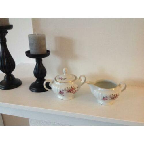 J.M. Maier & Co brocante roomstel suikerpot melkkan ??