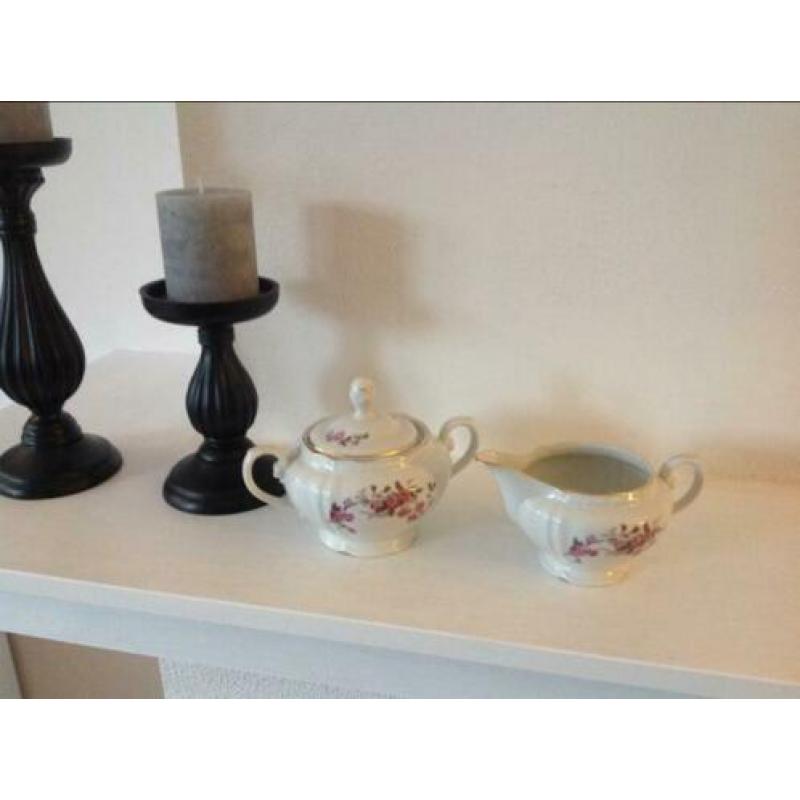 J.M. Maier & Co brocante roomstel suikerpot melkkan ??