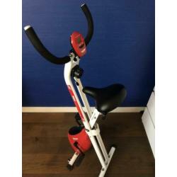 Opvouwbare cardio fitness fiets apparaat / hometrainer