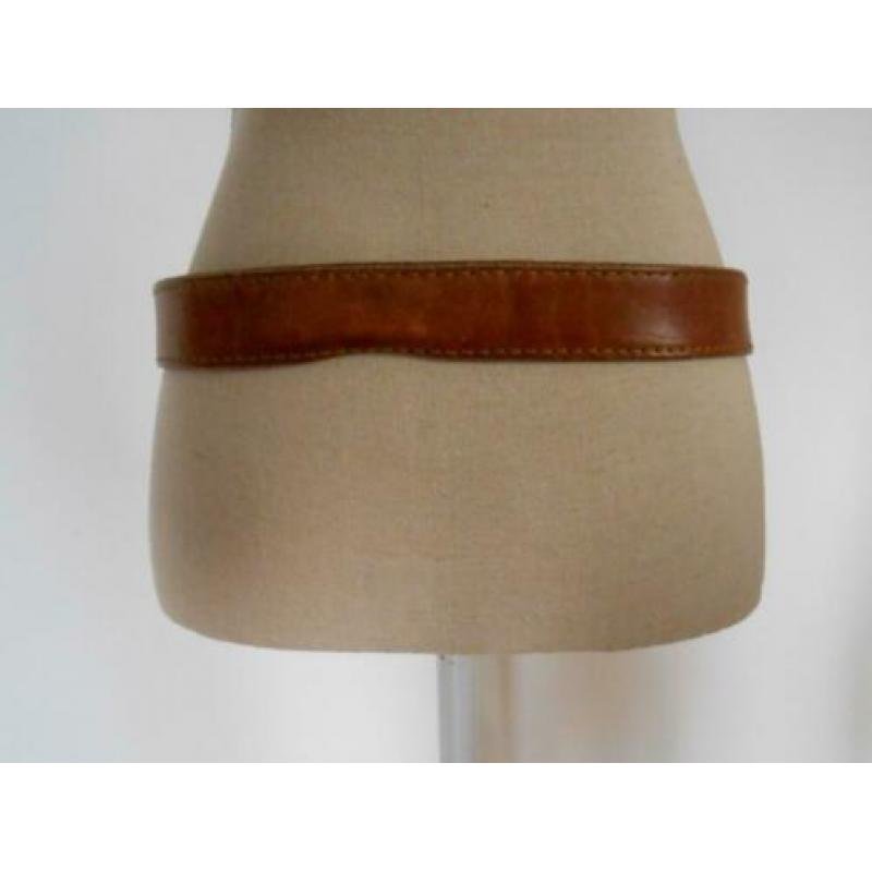 gebruikte leren riem maat 38 merk 1673 lengte 110 cm X 4