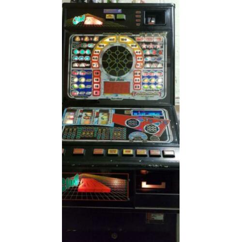 Te koop club 2000 .