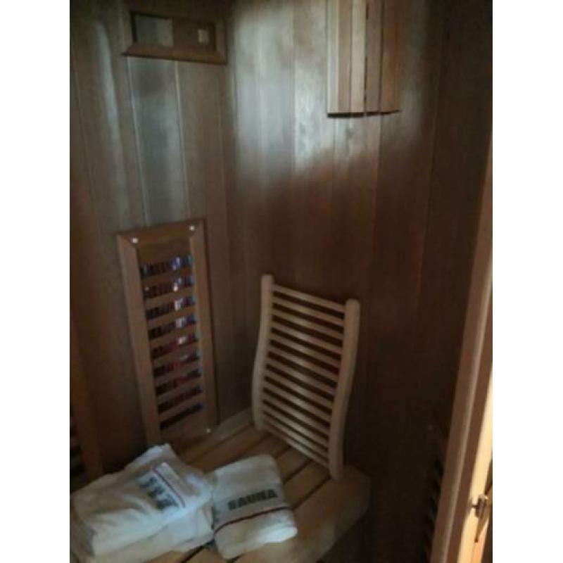 Luxe Infrarood Cabine 2-3 Persoons Red Ceder hout