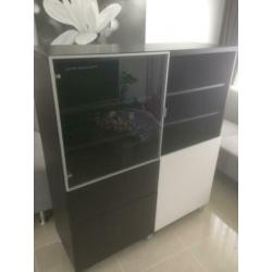 kast van IKEA donker bruin