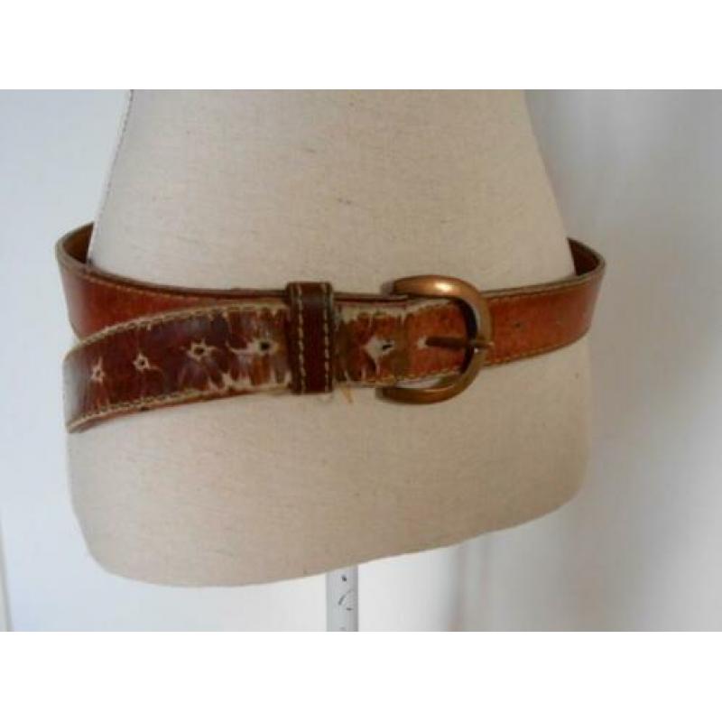 gebruikte leren riem maat 38 merk 1673 lengte 110 cm X 4
