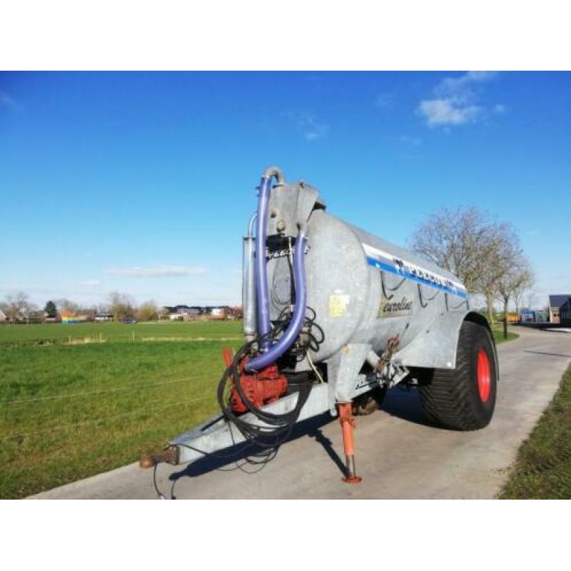 Peecon 11500L mesttank watertank giertank met hefinrichting