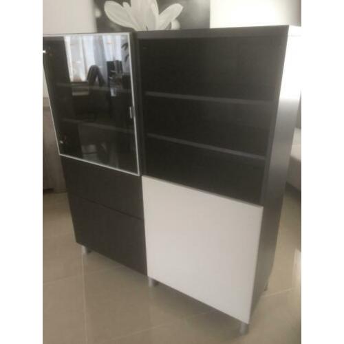 kast van IKEA donker bruin