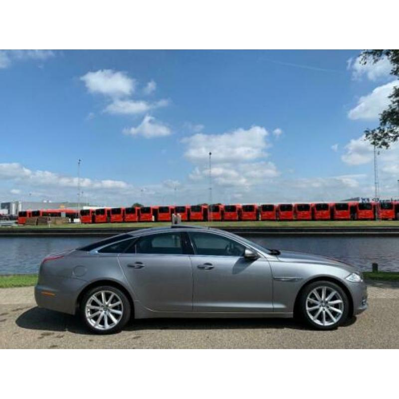 Jaguar XJ 3.0 V6 D Aut, Panodak, Leder, Navi