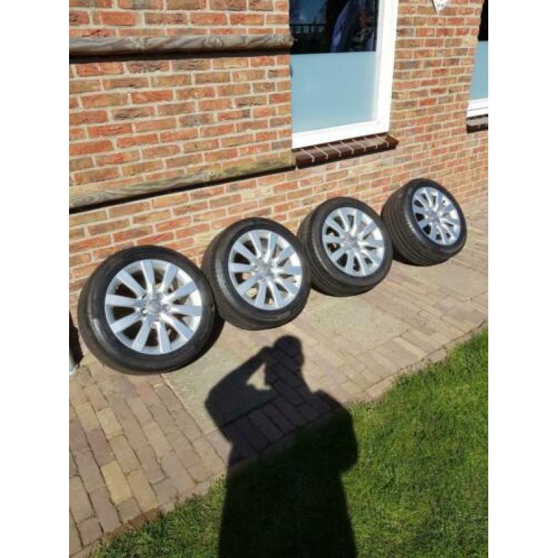 Audi velgen 17 inch 245-45 -17 continental.