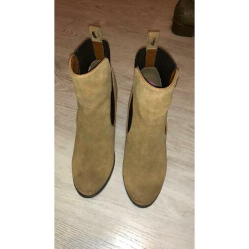 Superdry suède laarsjes maat 39