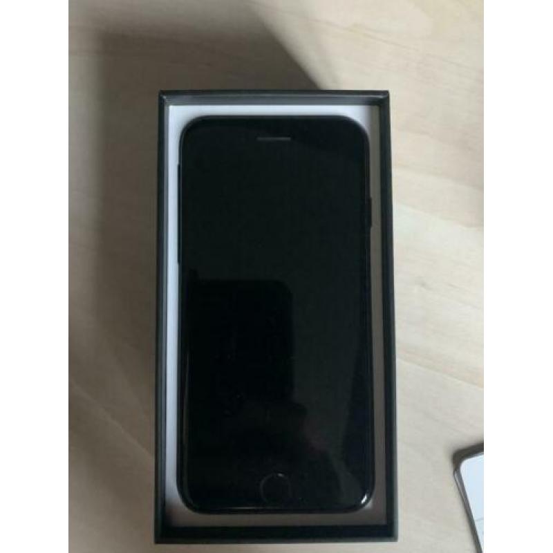 iPhone 7 Jet black 128GB