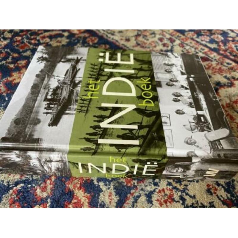 Het Indië Boek Hardcover, 512 bl. met 500 foto's. De oorsp