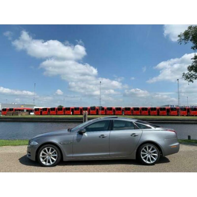 Jaguar XJ 3.0 V6 D Aut, Panodak, Leder, Navi