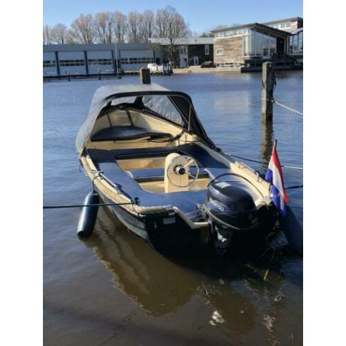 Sloep Liberty 430 met Stuurconsole
