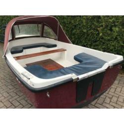 7 Nette polyester boten (bj 2000)