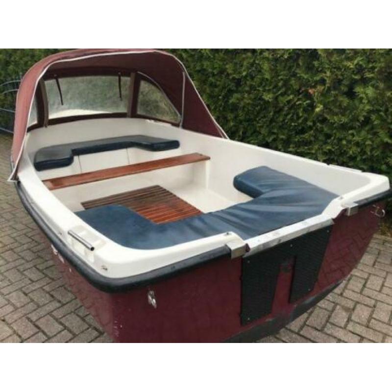 7 Nette polyester boten (bj 2000)