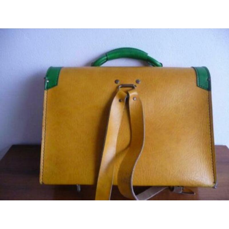 retro tas