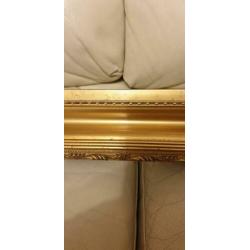 Gouden lijst,binnen maten zijn 47cm bij 73 cm.