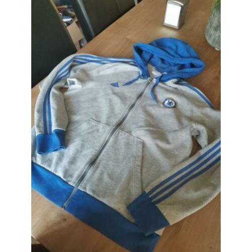 Adidas vest maat XL grijs /blauw €7,5