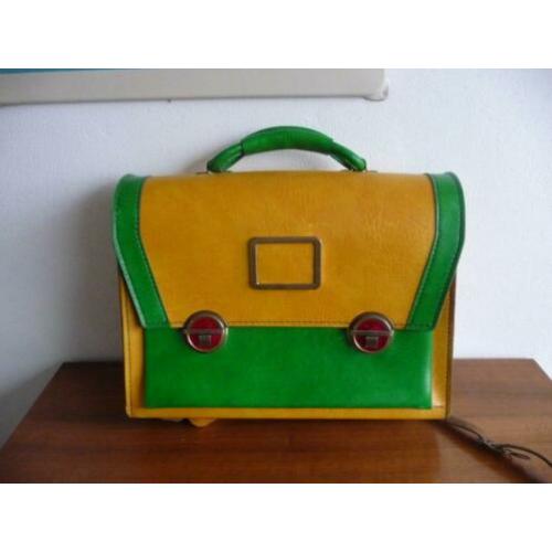 retro tas