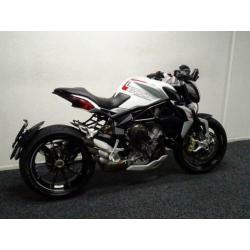 MV Agusta BRUTALE 800 DRAGSTER (bj 2014)