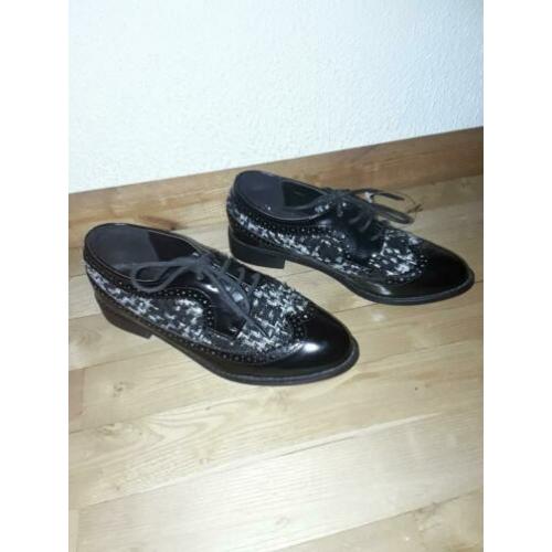 Zwarte Invito lakschoenen mt 38