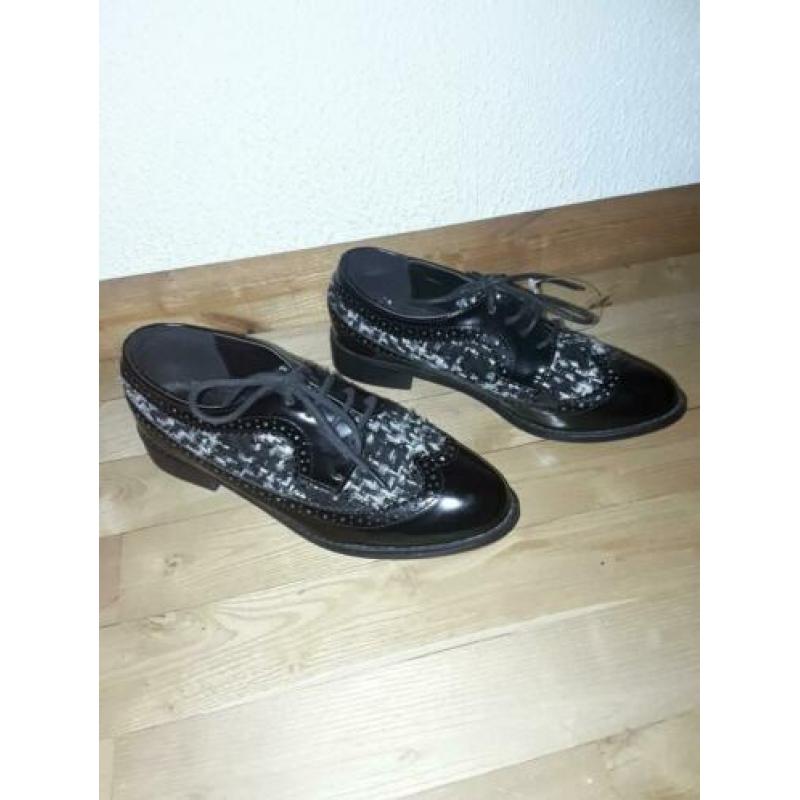 Zwarte Invito lakschoenen mt 38