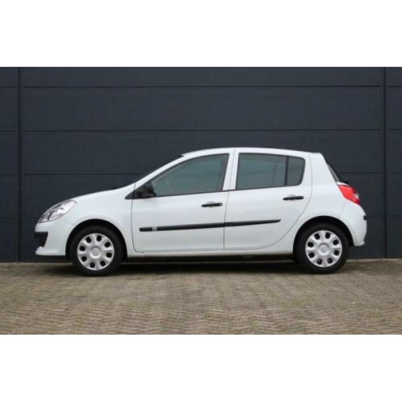 Renault Clio 1.5 dCi Authentique