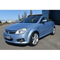 Opel Tigra TwinTop 1.8-16V Cosmo AIRCO CABRIO