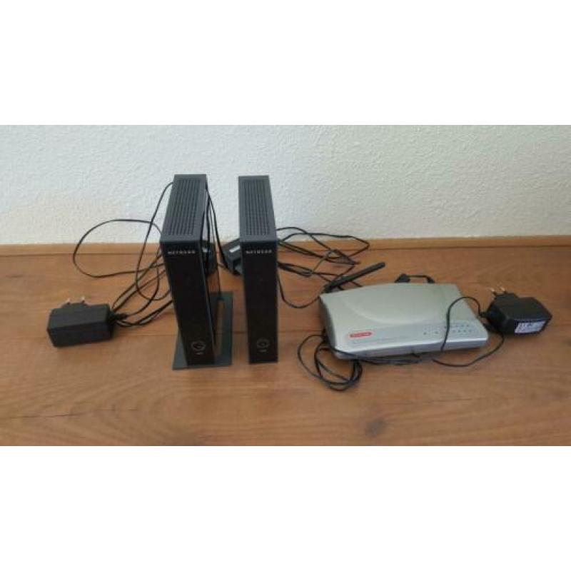 2x Netgear WNR3500 v2 met DD-WRT + Sitecom WL-534 v1