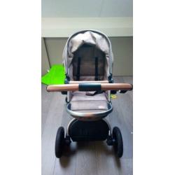 Mooie kinderwagen voor weinig.