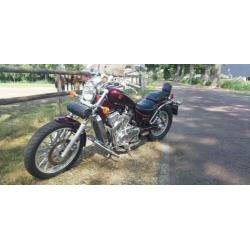 Suzuki intruder vs 700
