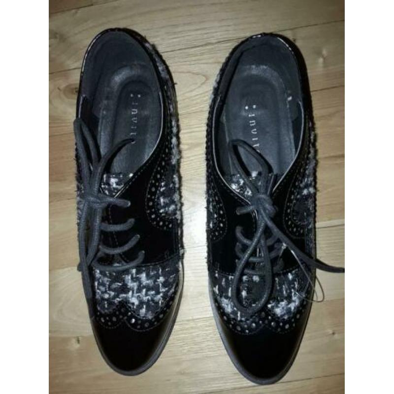 Zwarte Invito lakschoenen mt 38