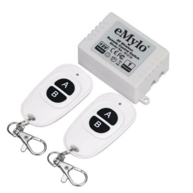 new 12v draadloze schakelaar met 2 x afstandsbediening