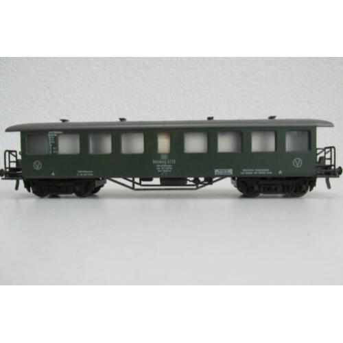 fleischmann 5137 personeel wagon voor bij de kraanset