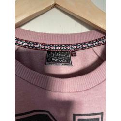 Leuke roze Vingino trui maat 176!