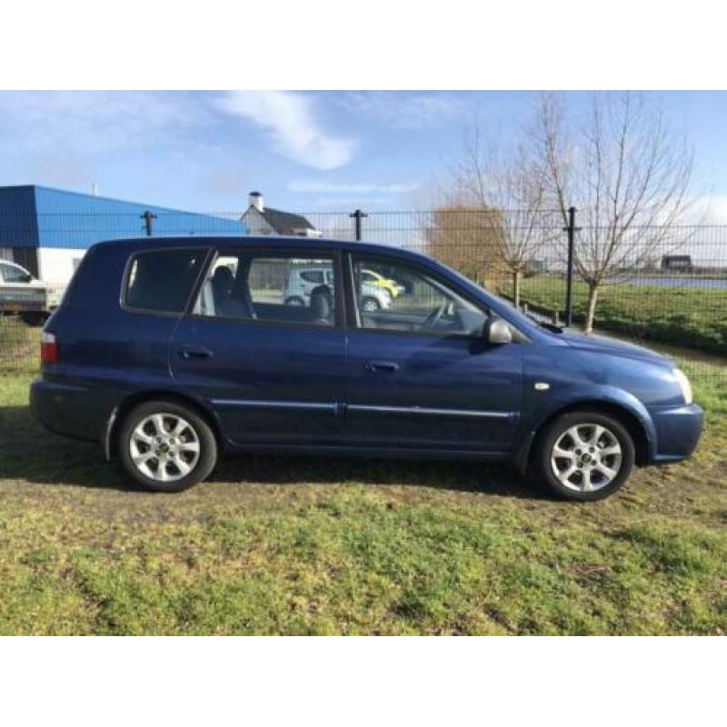 KIA Carens 1.8 | Eerste Eigenaar | APK 28-05-2021 | Trekhaak
