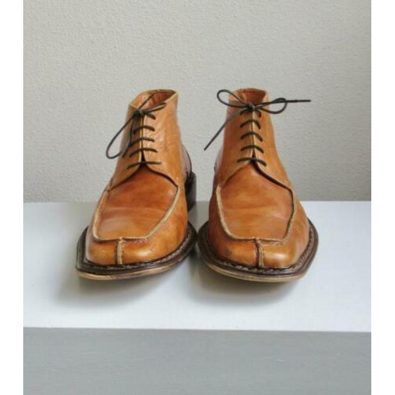 Bruine leren veterboots van Dolcis - mt 46