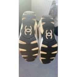 Chanel sneakers 41