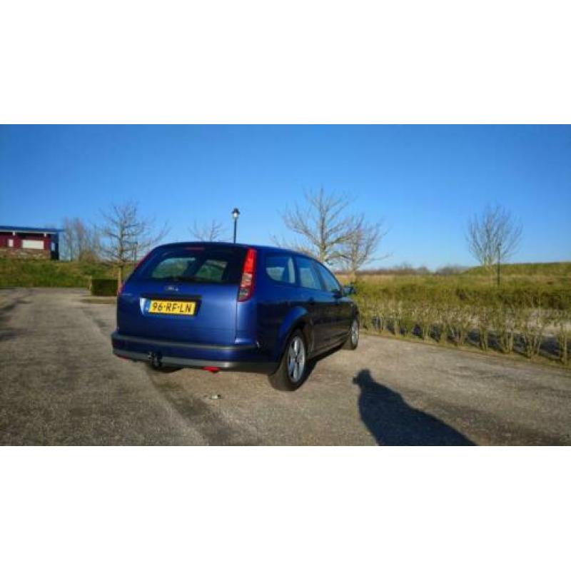 Ford Focus Wagon 1.6-16v nieuwe APK