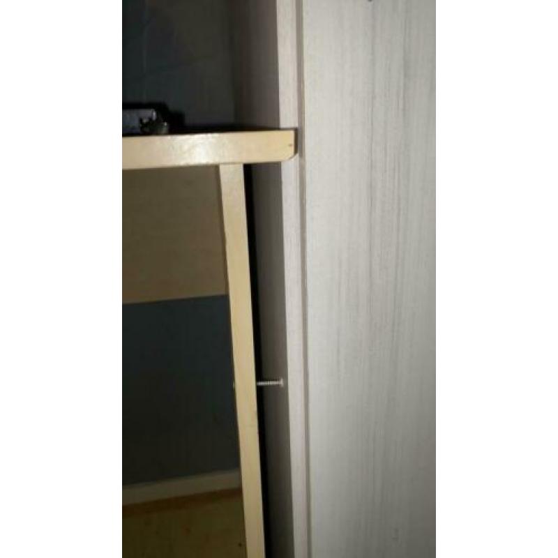 Kledingkast
