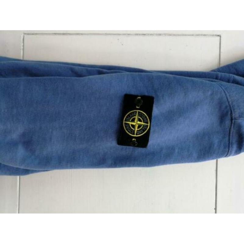 Stone island sweater maat L
