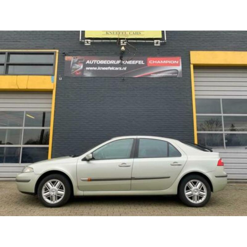 Renault Laguna 3.0-24V V6 Privilège 140D NAP!