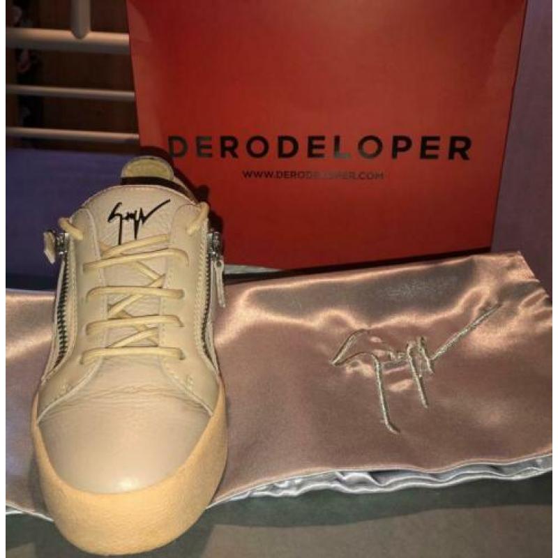 Zanotti ORIGINEEL maat 35