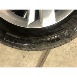 AUDI A6 / AVANT. ORIGINEEL 18” lm velgen met goede zomerband