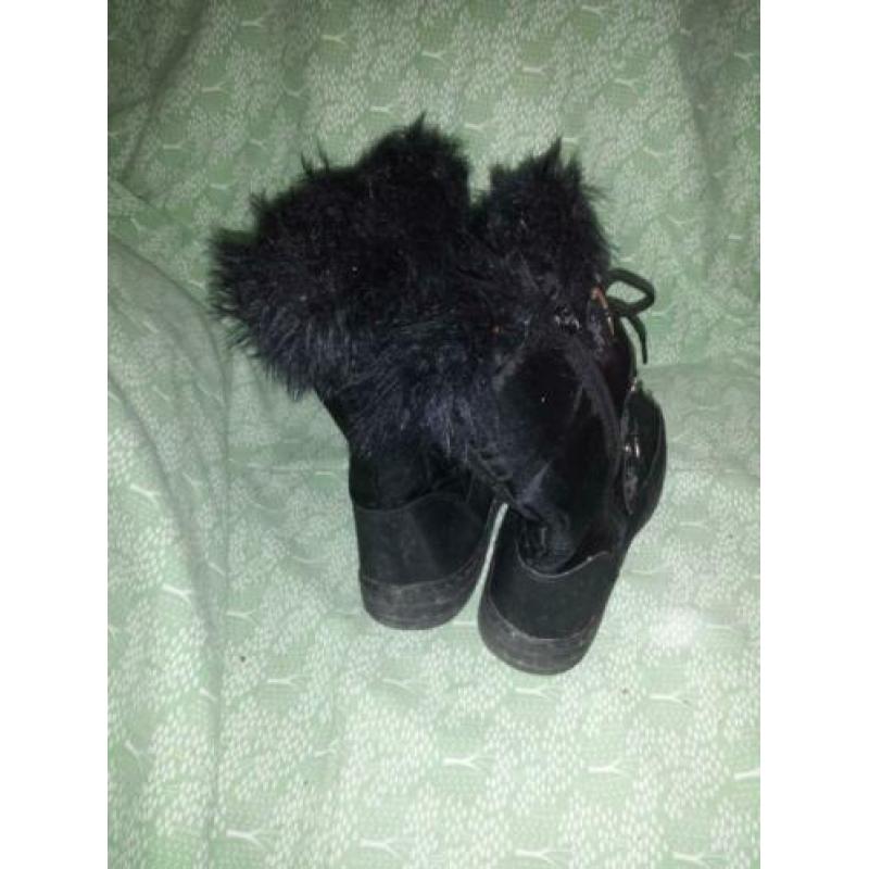 Gave zwarte snowboots, nepbont rand, mt 36