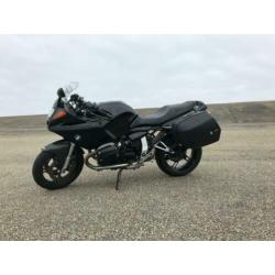 BMW r1100s met Touringkoffers. Vraagprijs: €2500
