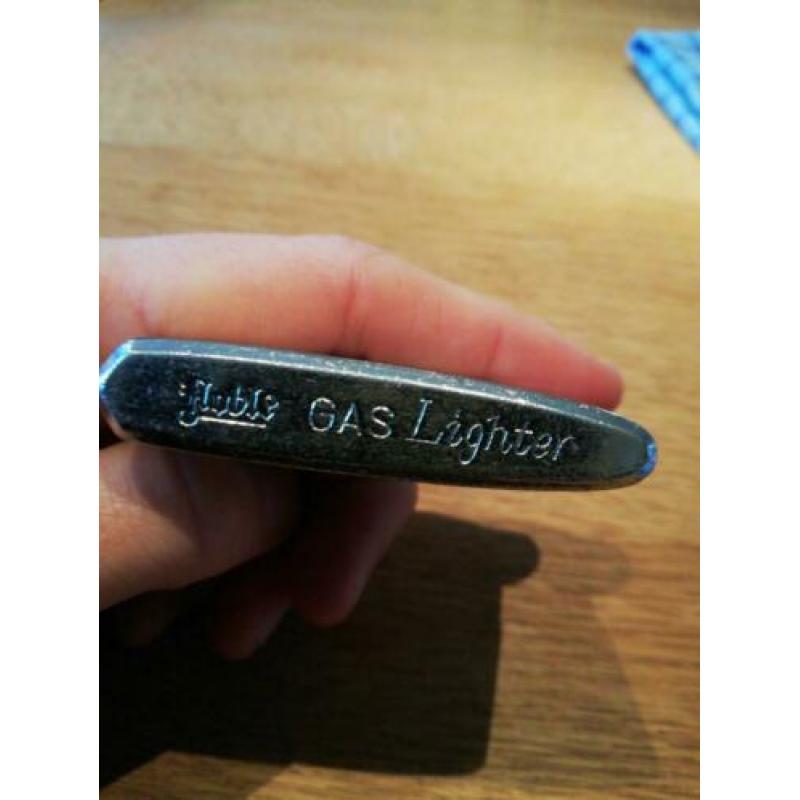 Noble gas lighter
