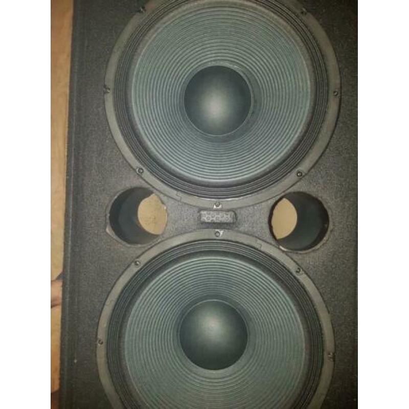 Behringer Eurolive VP2520