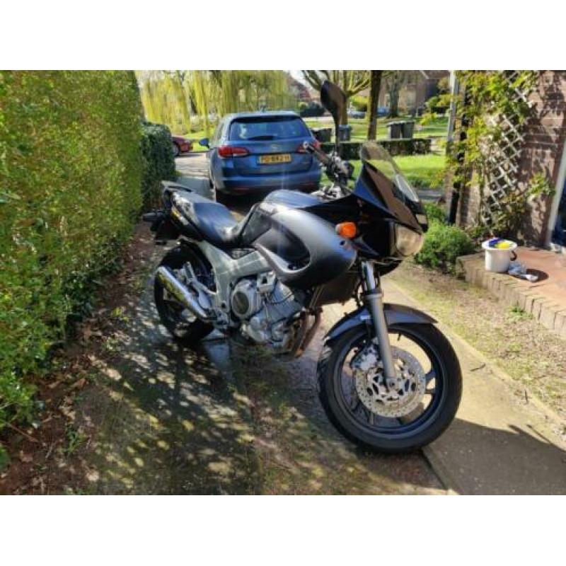 Yamaha TDM 850 (met een beetje werk)